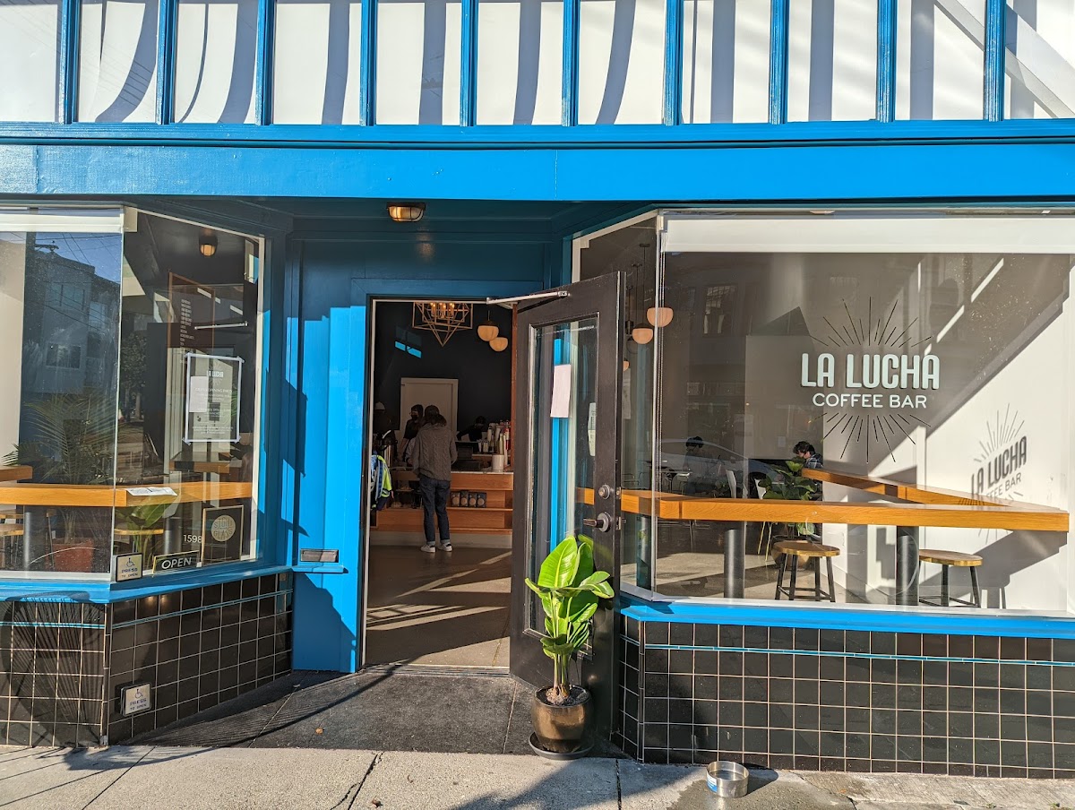 La Lucha Coffee Bar